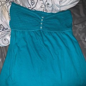 strapless blue shirt